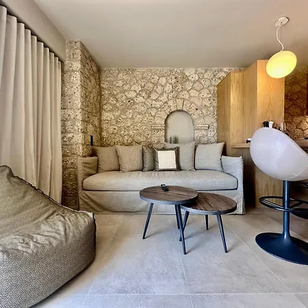 Linen By Goutos Luxury Living 크라니디
